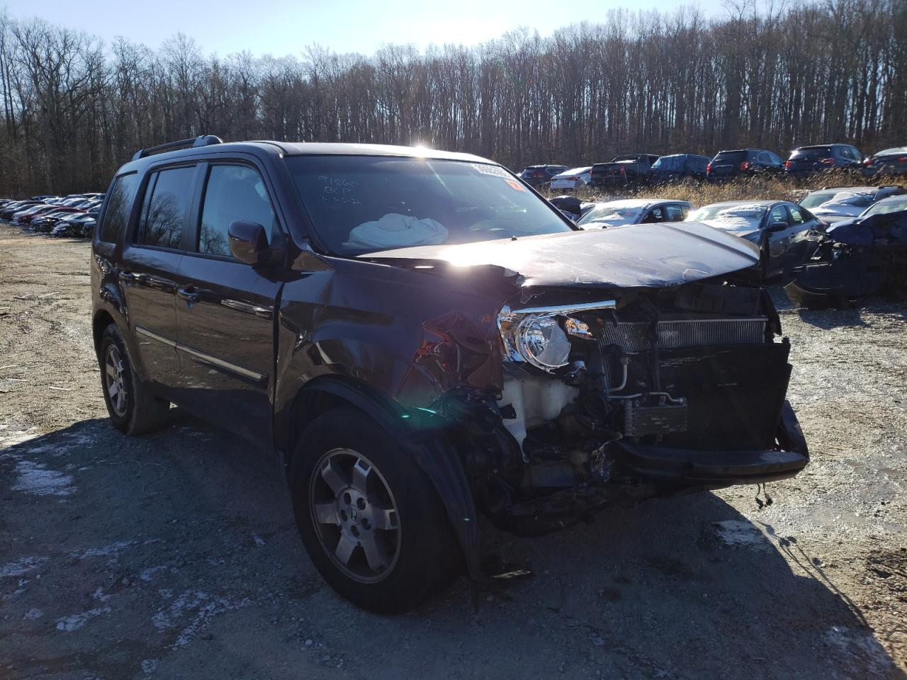 HONDA PILOT TOUR 2011 with VIN 5FNYF4H98BB066747 - Photo from auction