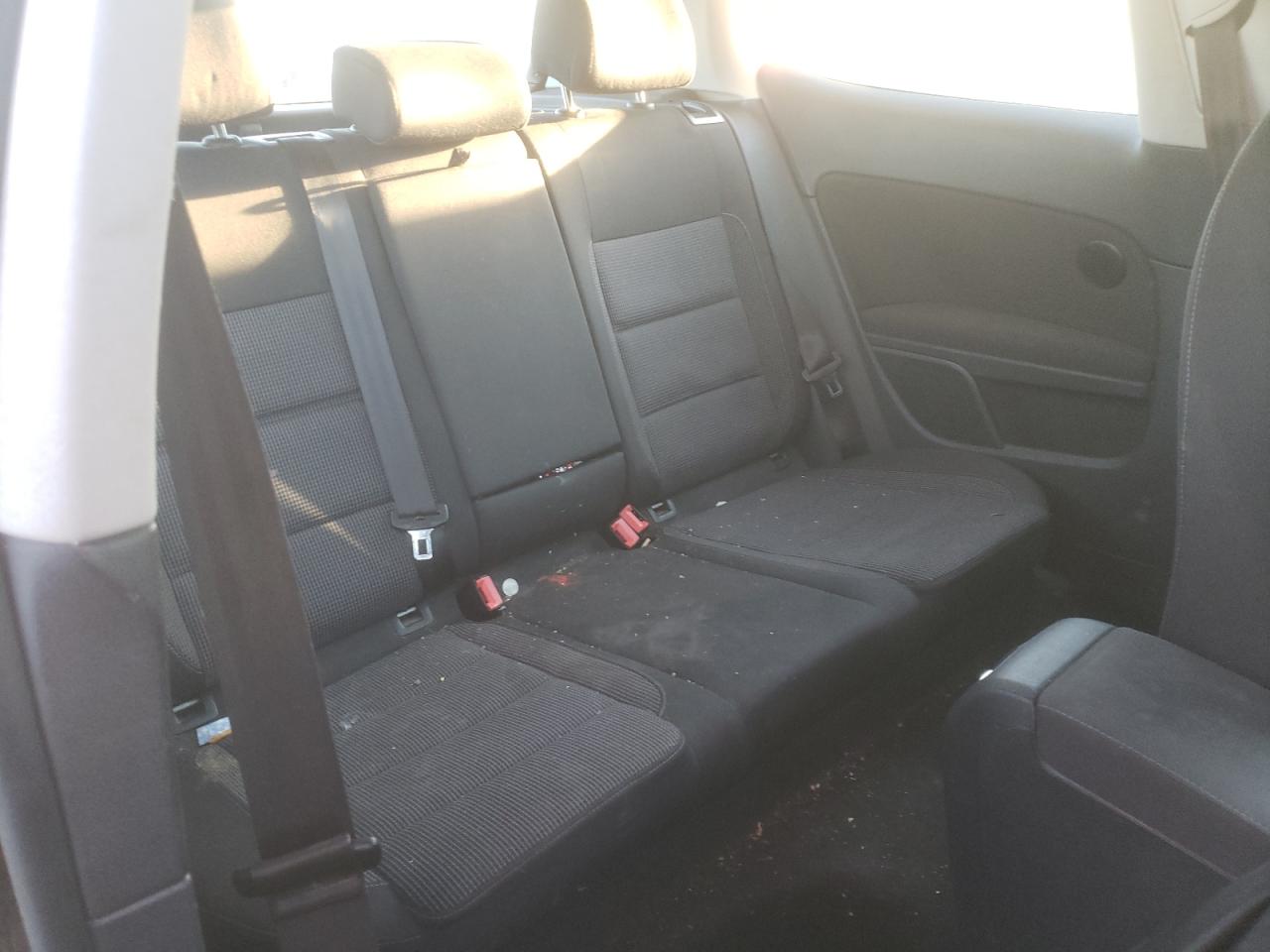 Photo 6 from auction – 2012 VOLKSWAGEN GOLF with VIN WVWBA7AJ9CW289080