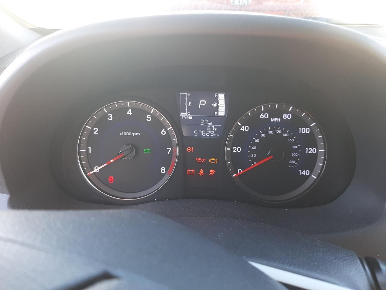 Photo 8 from auction – 2015 HYUNDAI ACCENT GLS with VIN KMHCT4AE2FU888317
