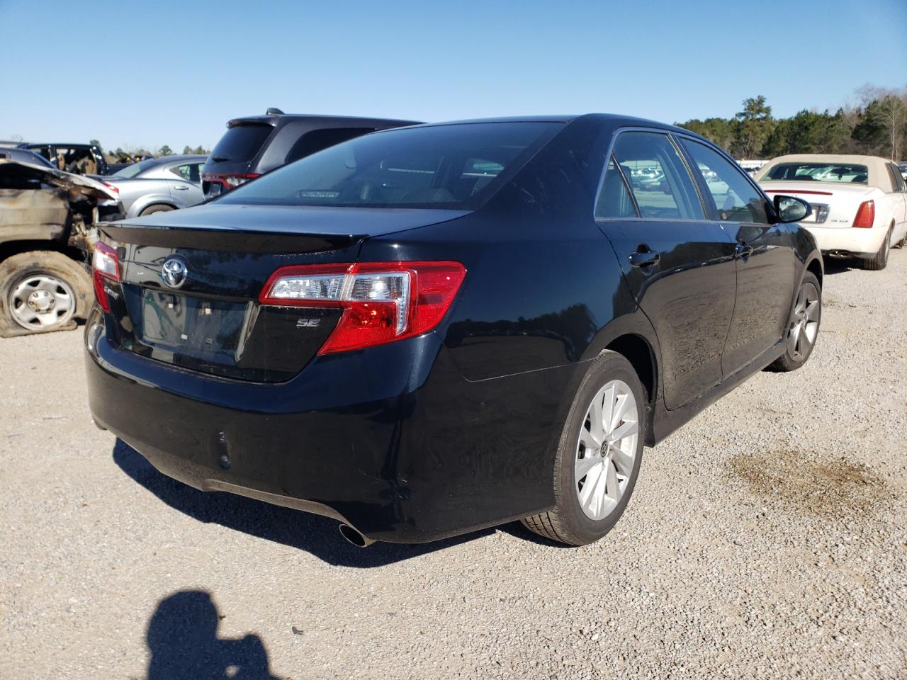 Photo 4 from auction – 2014 TOYOTA CAMRY L with VIN 4T1BF1FKXEU362922