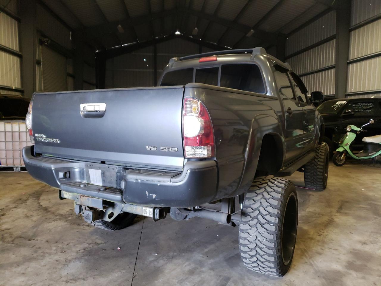 Photo 4 from auction – 2010 TOYOTA TACOMA DOU with VIN 3TMLU4EN4AM039718