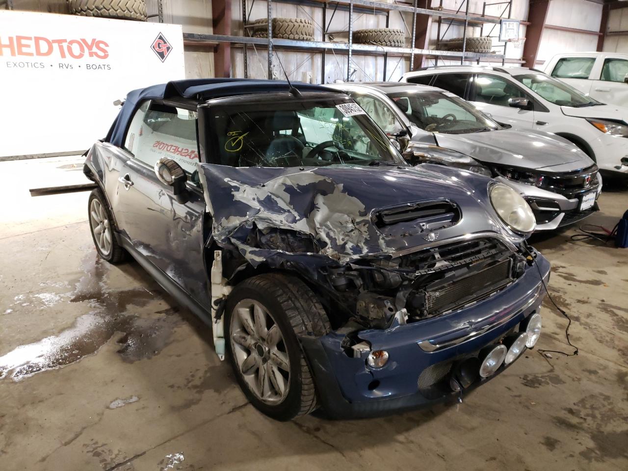 Фото 1 с аукциона – 2006 MINI COOPER S с VIN WMWRH33576TL93766