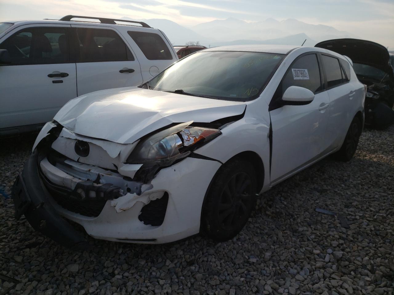 Photo 2 from auction – 2012 MAZDA 3 I with VIN JM1BL1L8XC1606881