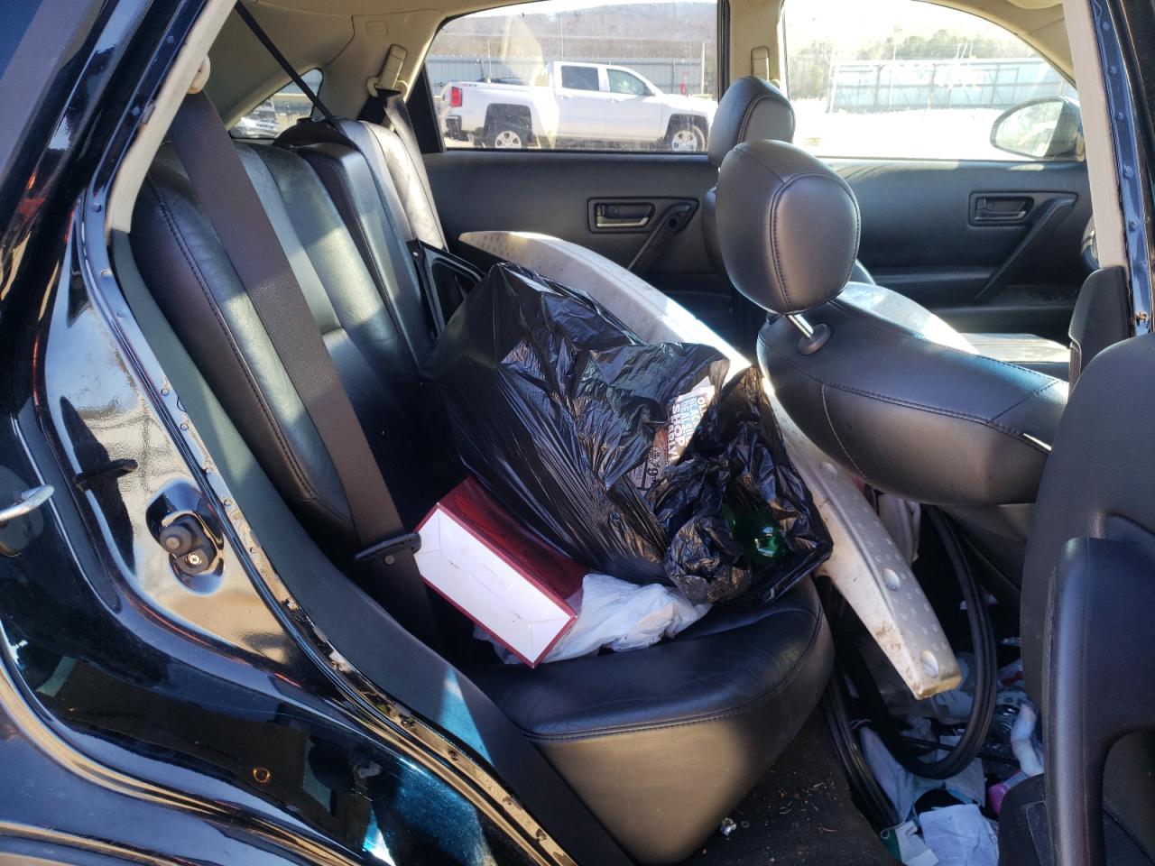 Photo 6 from auction – 2004 INFINITI FX35 with VIN JNRAS08WX4X212957