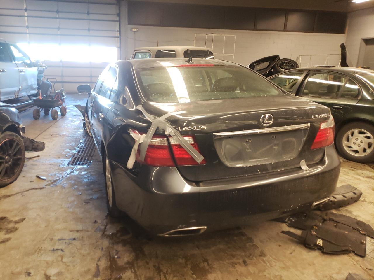 Photo 3 from auction – 2008 LEXUS LS 460L with VIN JTHGL46F285026329