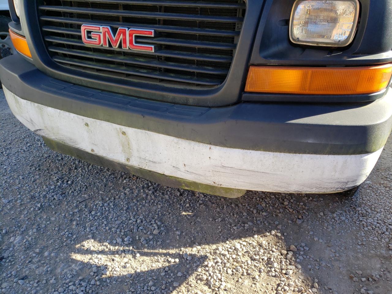 Photo 9 from auction – 2003 GMC SAVANA CUT with VIN 1GDGG31VX31904115