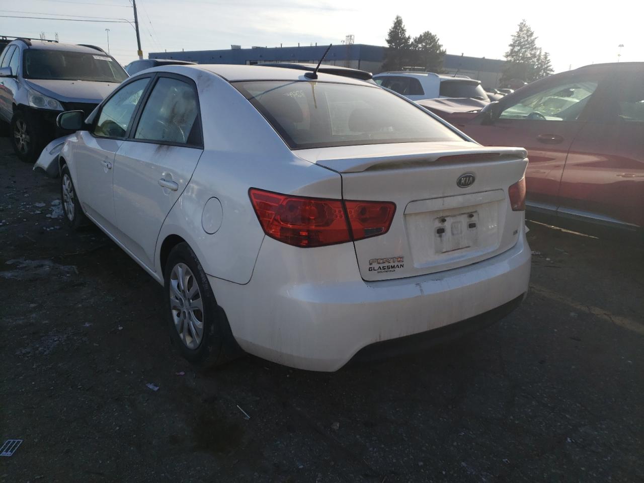 Photo 3 from auction – 2013 KIA FORTE EX with VIN KNAFU4A20D5703304