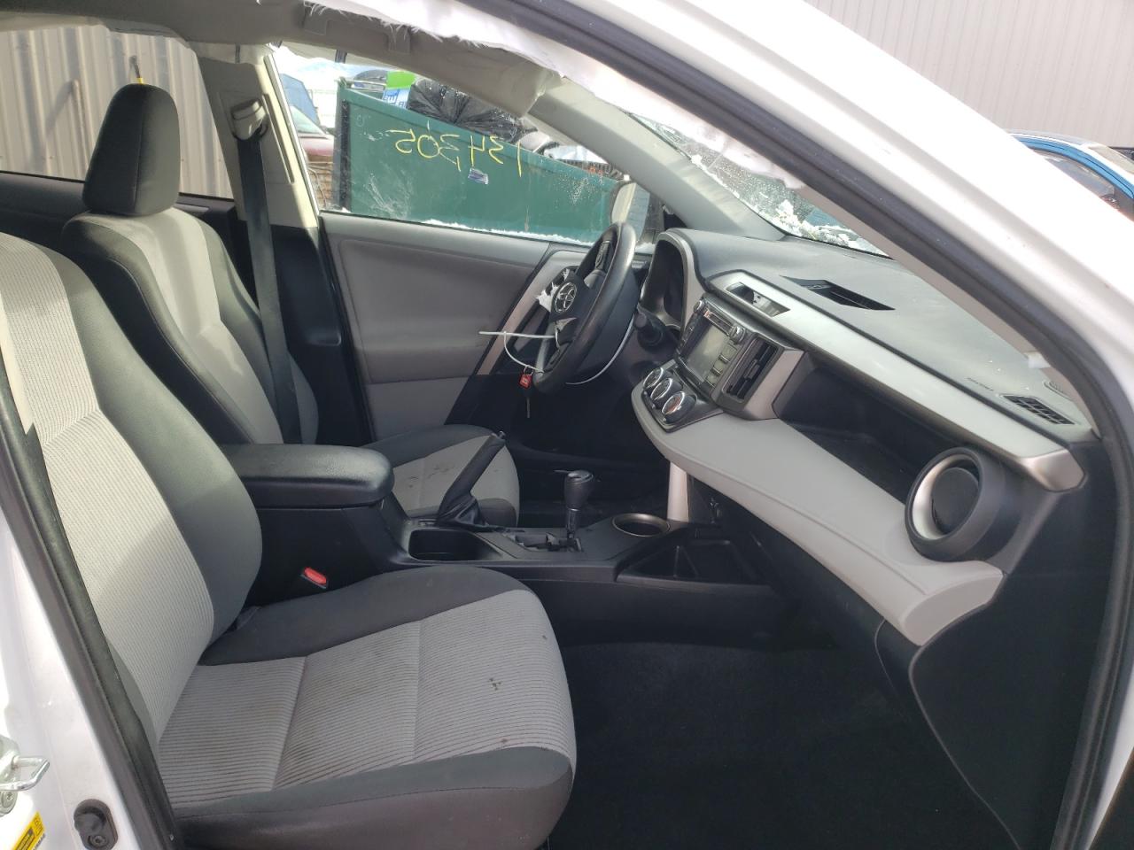 Photo 5 from auction – 2013 TOYOTA RAV4 LE with VIN 2T3BFREV2DW006481