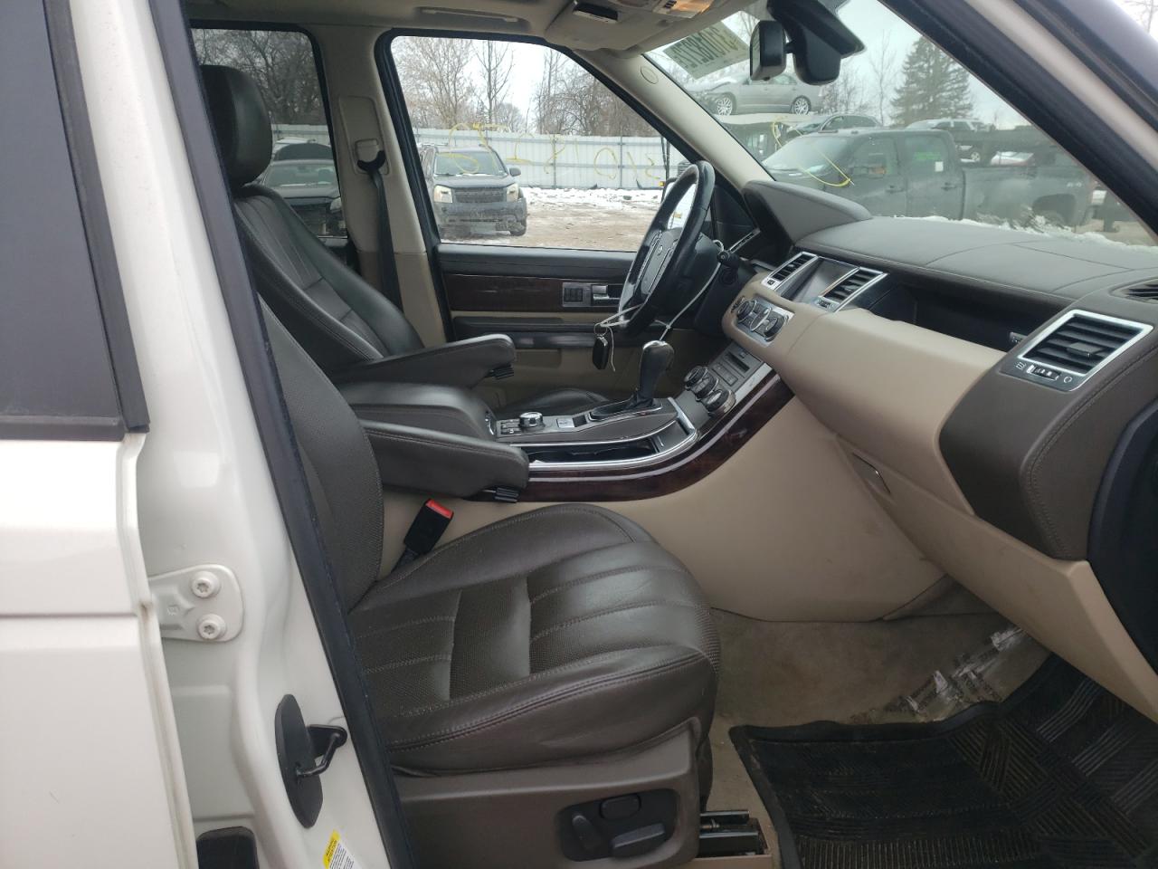 Photo 5 from auction – 2010 LAND ROVER RANGE ROVE with VIN SALSK2D4XAA251110