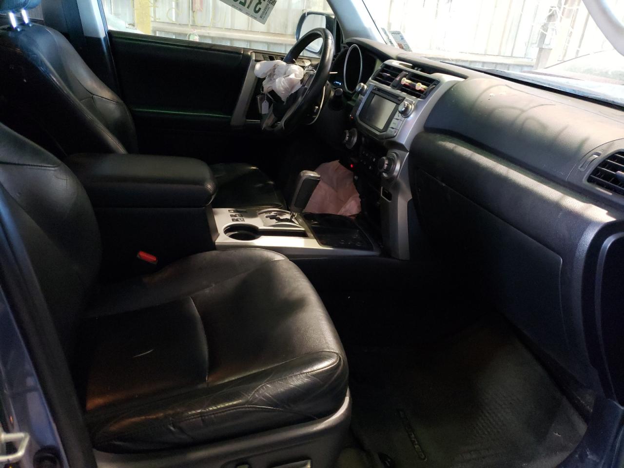 Photo 5 from auction – 2013 TOYOTA 4RUNNER SR with VIN JTEZU5JR4D5050071