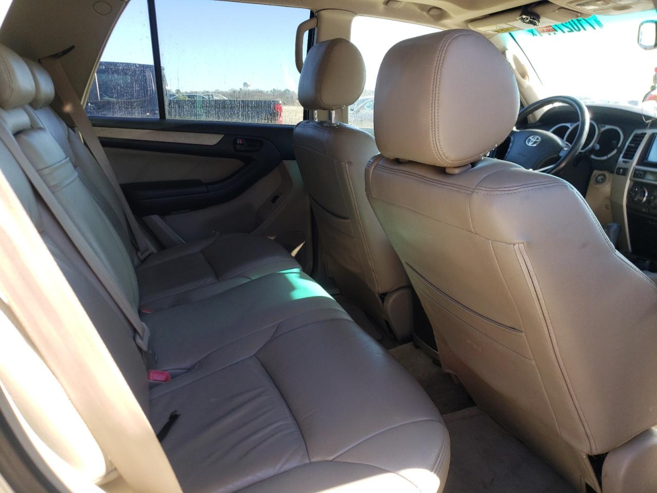 Photo 6 from auction – 2004 TOYOTA 4RUNNER SR with VIN JTEZU14R340033568