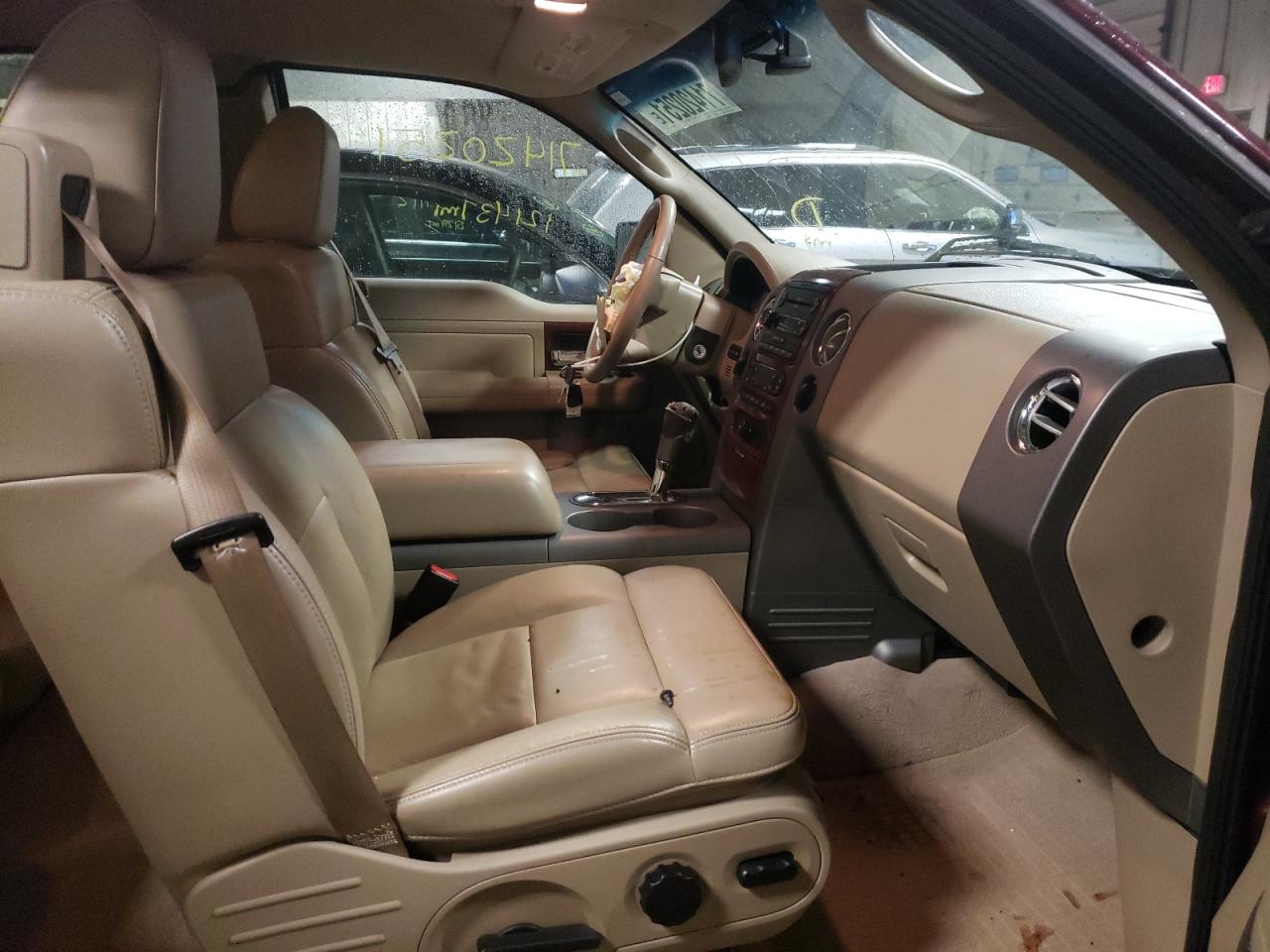 Photo 5 from auction – 2005 FORD F150 with VIN 1FTPX14525NB43774