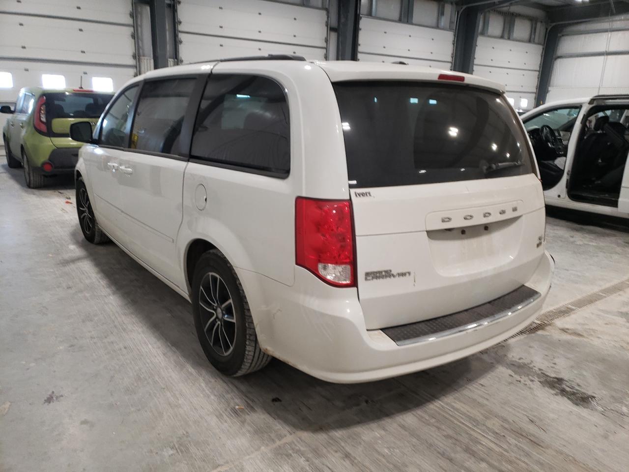 Photo 3 from auction – 2016 DODGE GRAND CARA with VIN 2C4RDGEG6GR360724