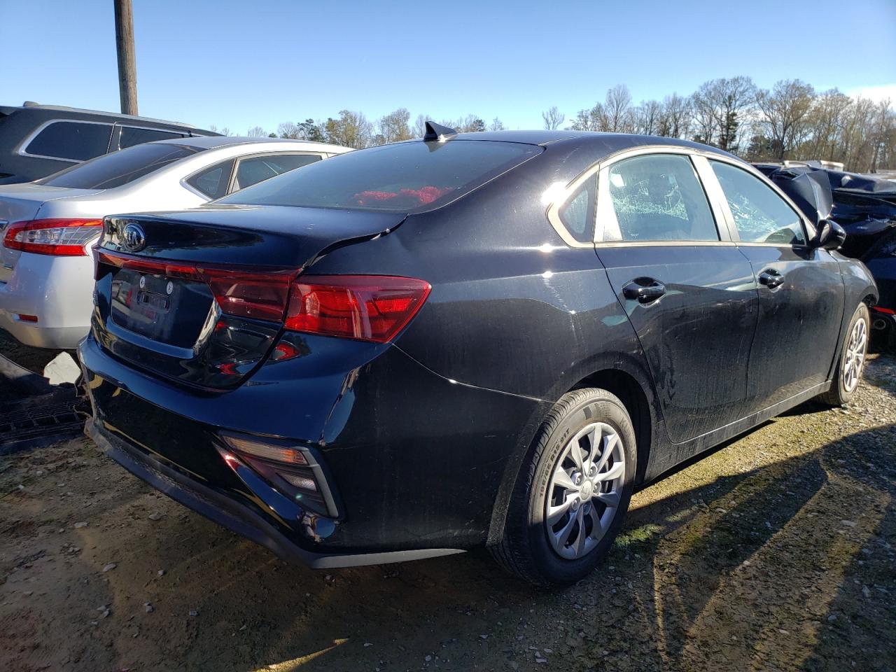 Photo 4 from auction – 2019 KIA FORTE FE with VIN 3KPF24AD5KE056202