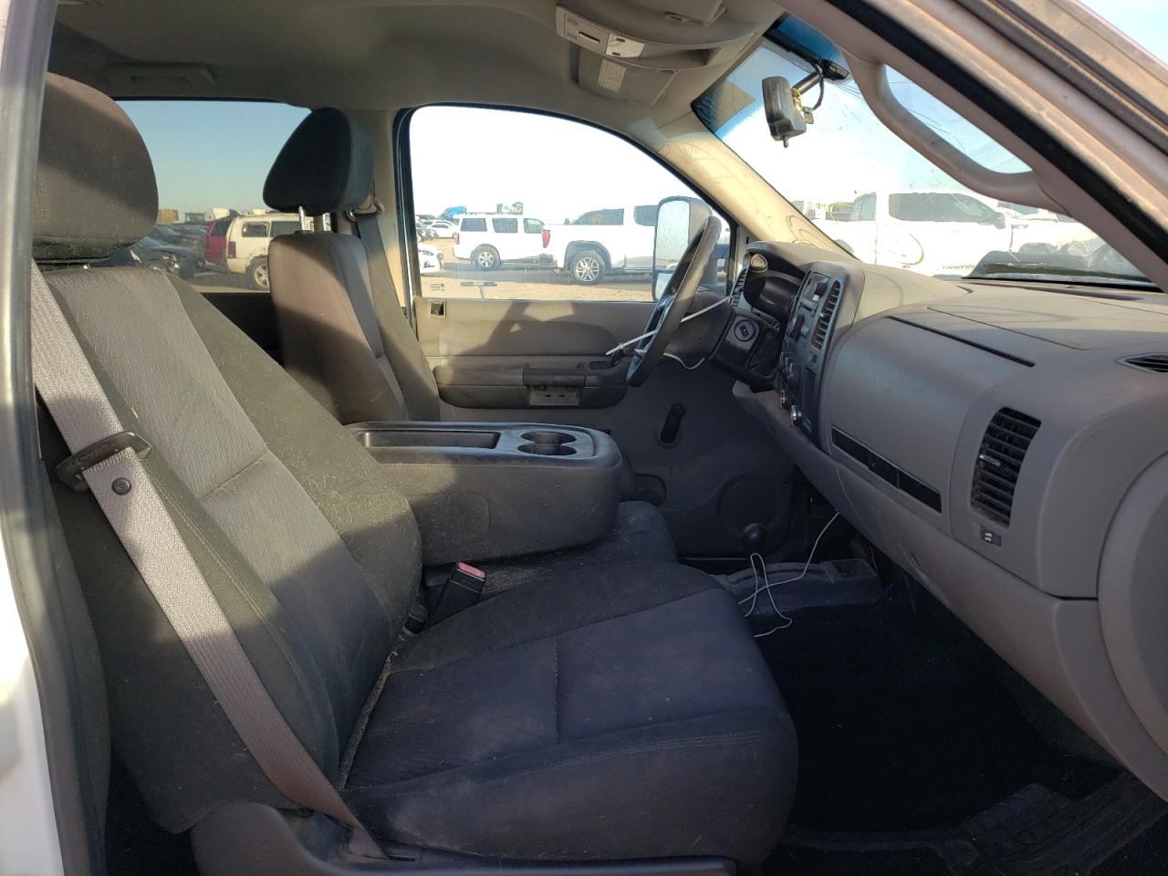 Photo 5 from auction – 2008 CHEVROLET K3500 with VIN 1GCHK33638F227674