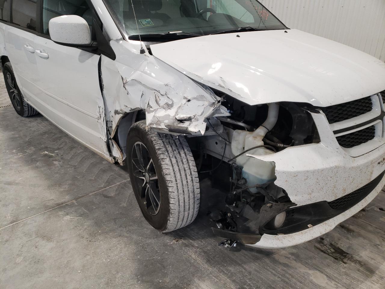 Photo 9 from auction – 2016 DODGE GRAND CARA with VIN 2C4RDGEG6GR360724