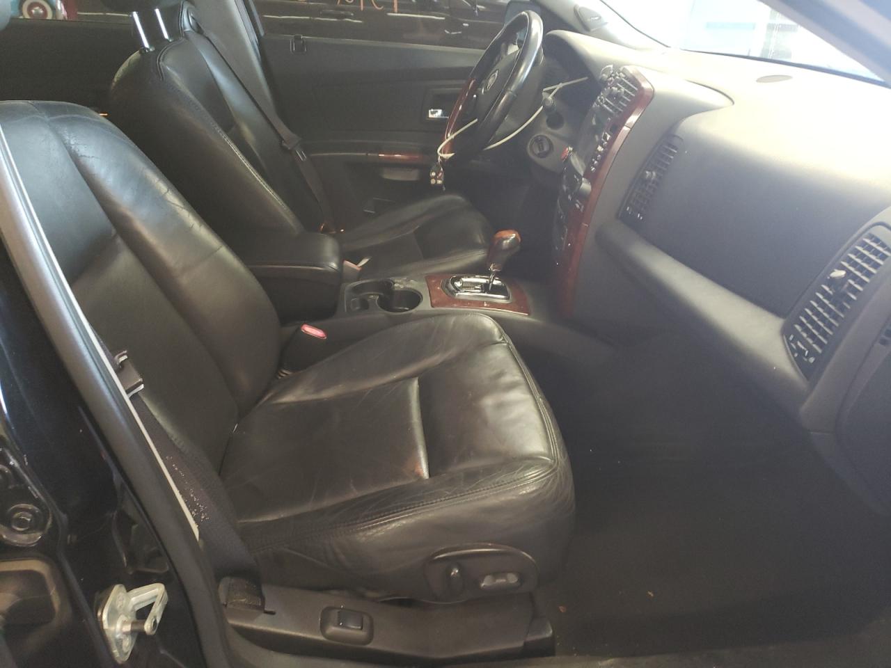 Photo 5 from auction – 2006 CADILLAC CTS HI FEA with VIN 1G6DP577360165095