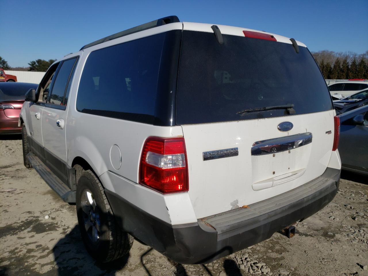 Photo 3 from auction – 2007 FORD EXPEDITION with VIN 1FMFK15547LA27396