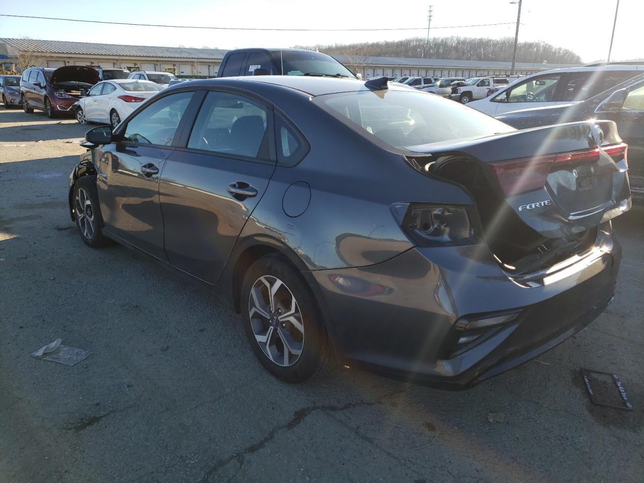 Photo 3 from auction – 2021 KIA FORTE FE with VIN 3KPF24AD1ME347900