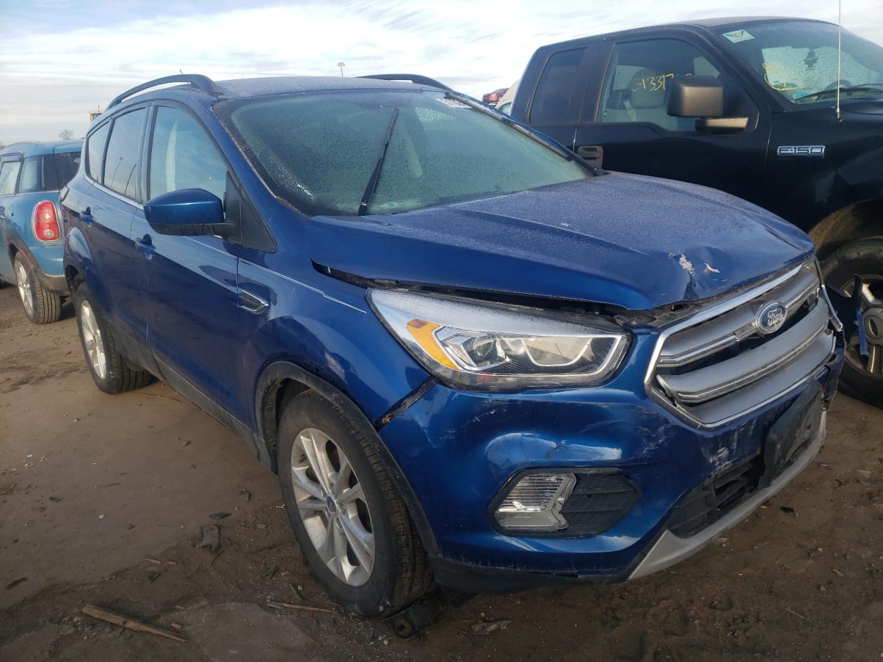 FORD ESCAPE SE 2017 with VIN 1FMCU0GD3HUA85023 - Photo from auction