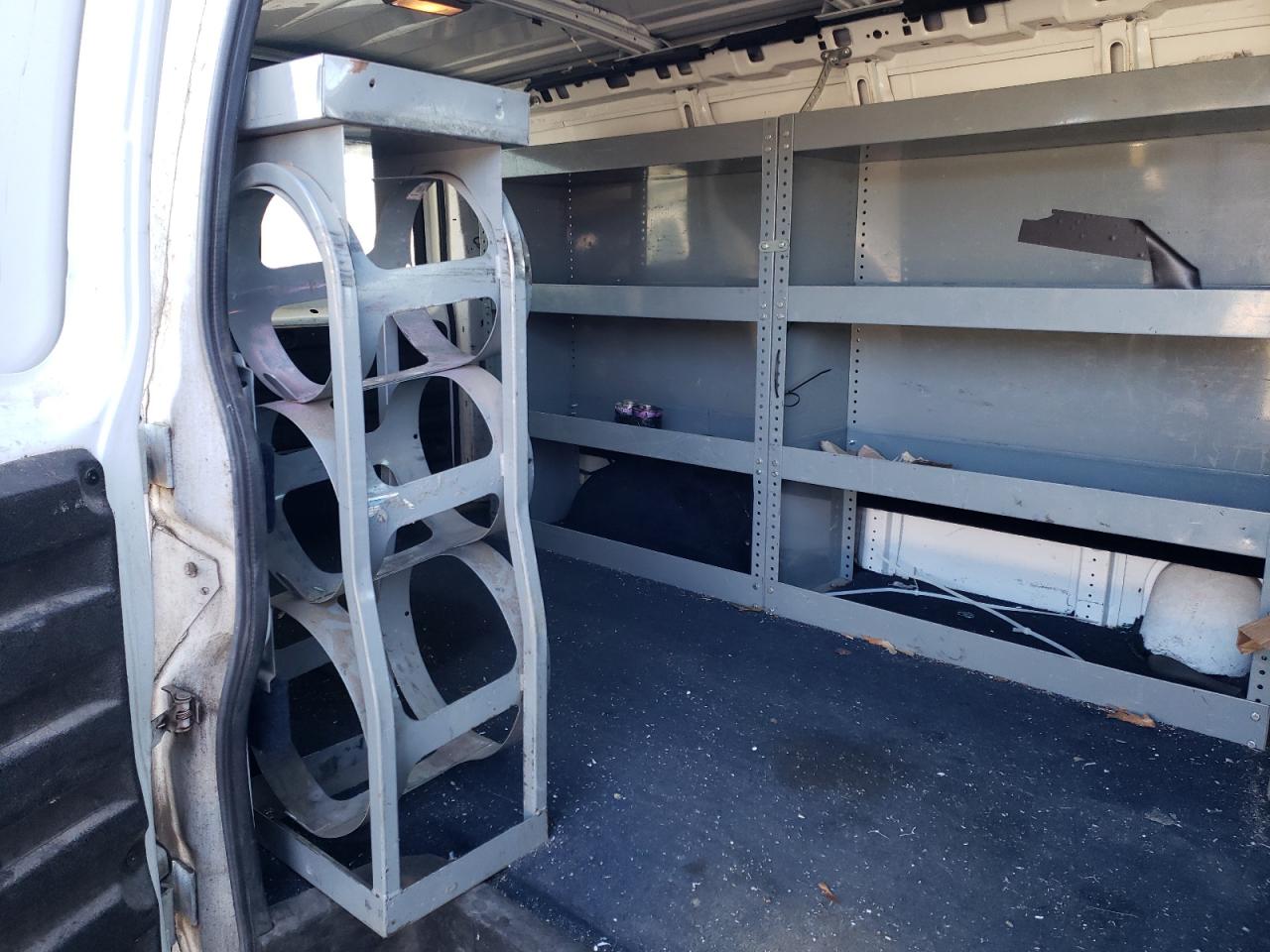 Photo 6 from auction – 2012 CHEVROLET EXPRESS G1 with VIN 1GCSGAFX2C1105989