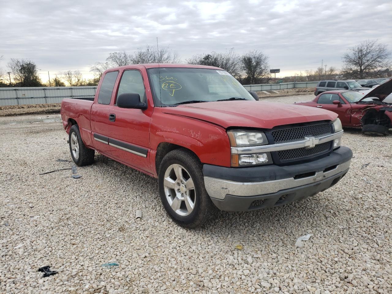 CHEVROLET SILVERADO 2003 with VIN 2GCEC19T131303006 - Photo from auction