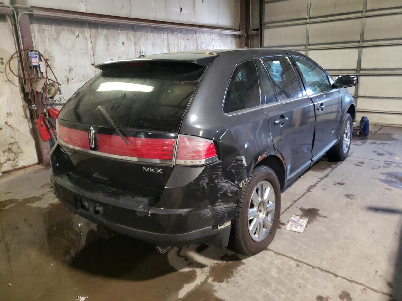 Photo 4 from auction – 2007 LINCOLN MKX with VIN 2LMDU88C17BJ15492