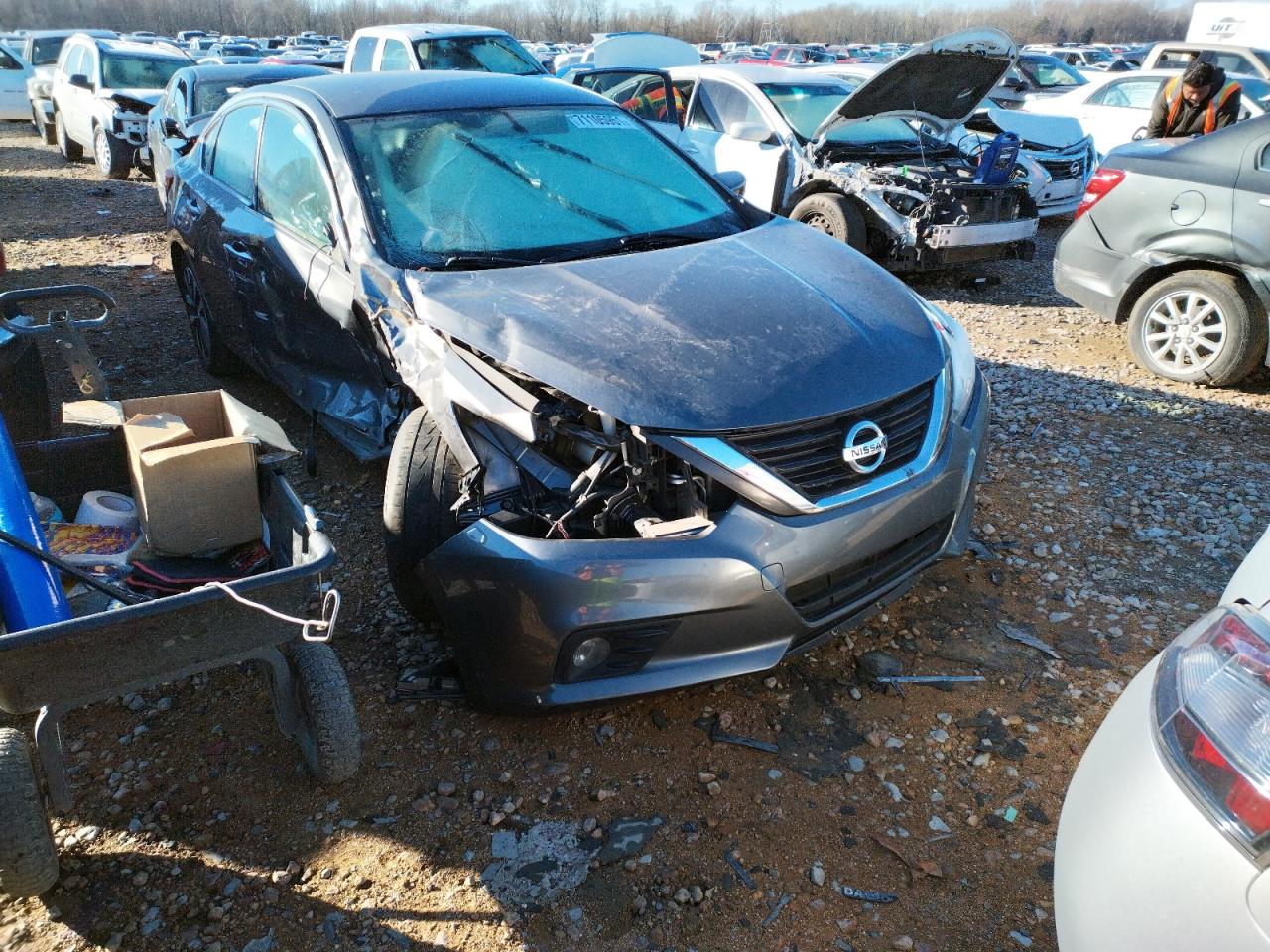NISSAN ALTIMA 2.5 2017 with VIN 1N4AL3AP2HC109942 - Photo from auction
