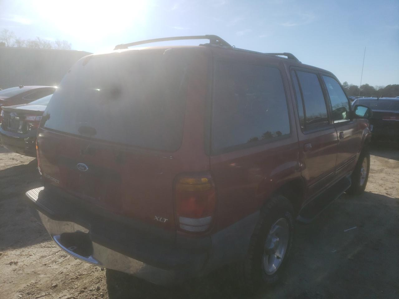 Photo 4 from auction – 2000 FORD EXPLORER X with VIN 1FMZU63E3YZA21059
