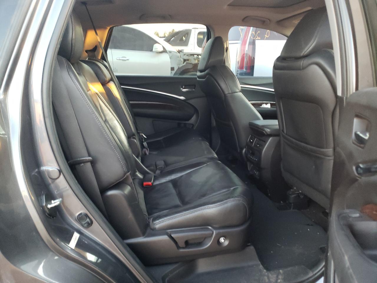Photo 6 from auction – 2017 ACURA MDX TECHNO with VIN 5FRYD4H58HB002959