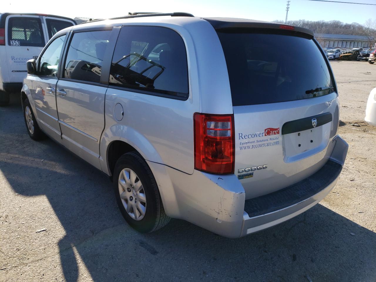 Photo 3 from auction – 2010 DODGE GRAND CARA with VIN 2D4RN4DEXAR134109