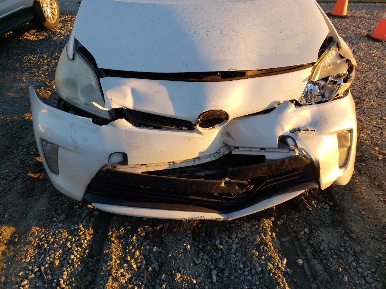 Photo 9 from auction – 2013 TOYOTA PRIUS with VIN JTDKN3DU2D5662082