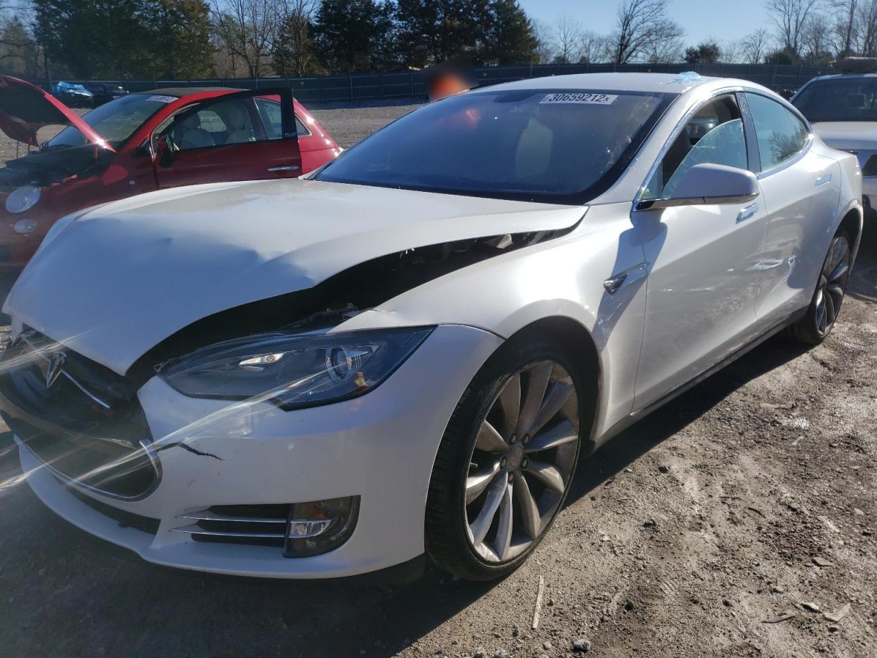Photo 2 from auction – 2012 TESLA MODEL S with VIN 5YJSA1DN4CFS00080