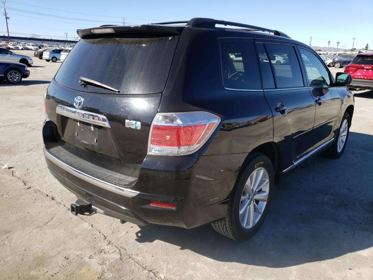 Photo 4 from auction – 2012 TOYOTA HIGHLANDER with VIN JTEBC3EHXC2004366