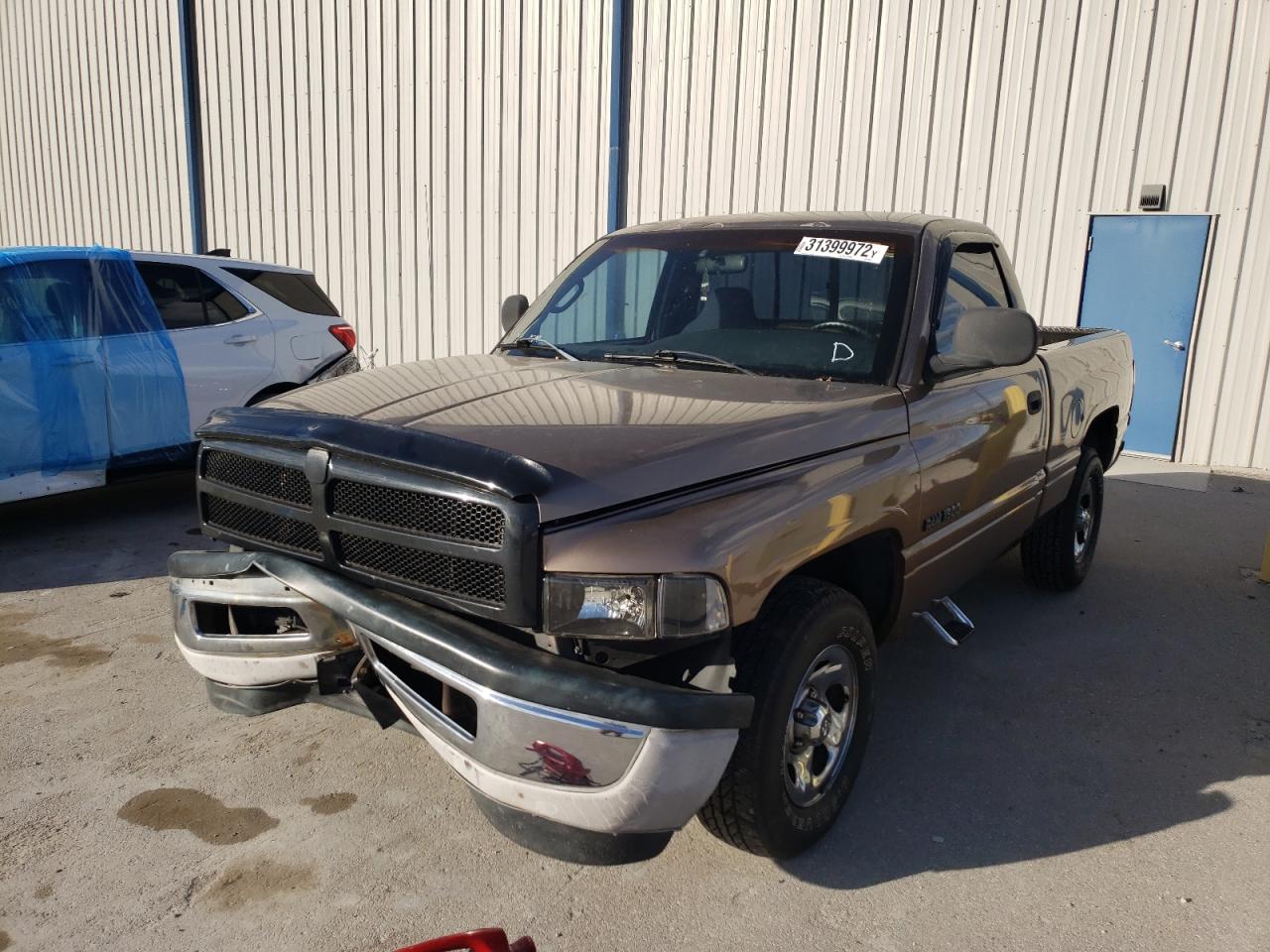 Photo 2 from auction – 2001 DODGE RAM 1500 with VIN 1B7HC16XX1S685179