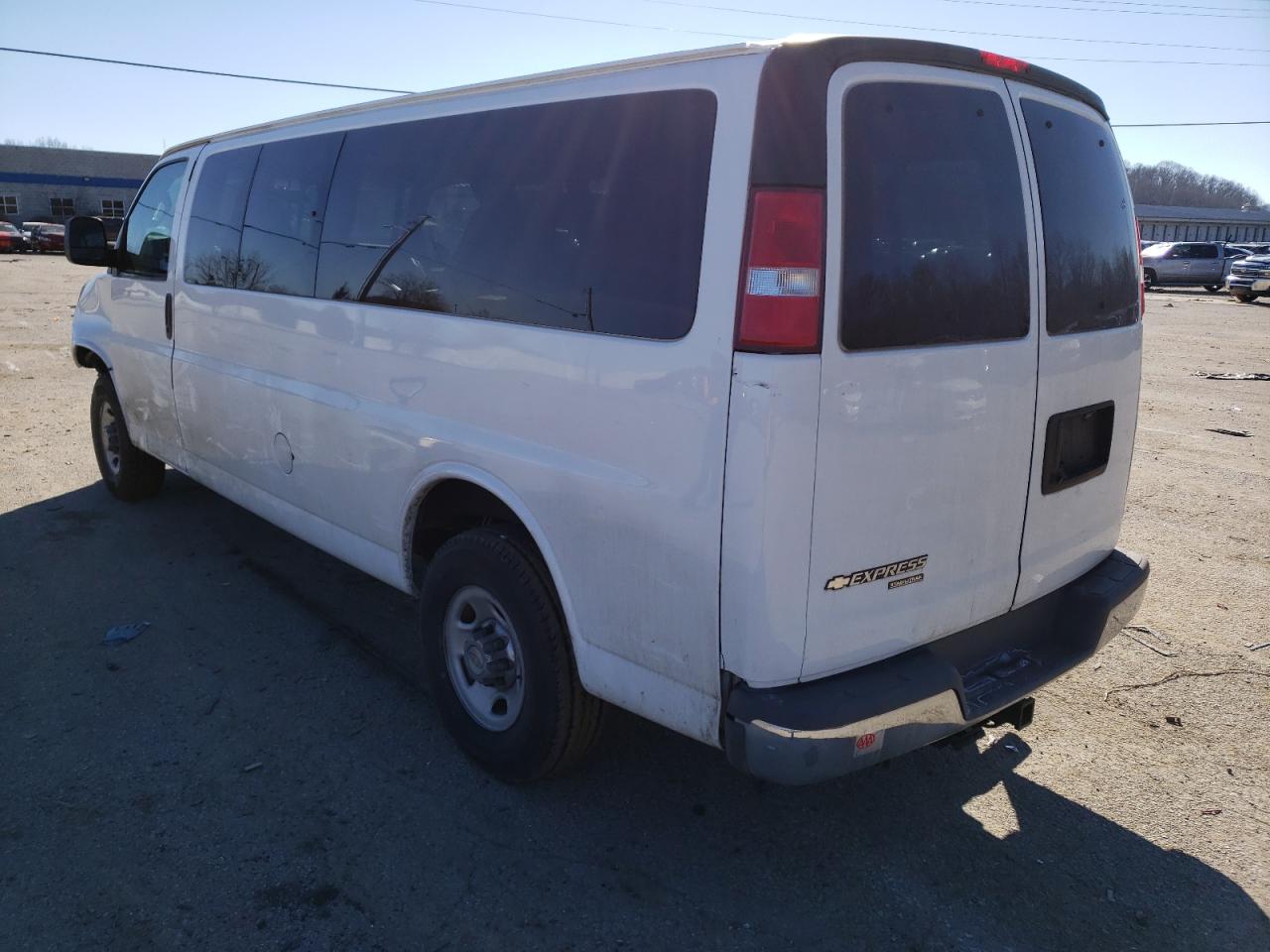 Photo 3 from auction – 2016 CHEVROLET EXPRESS G3 with VIN 1GAZGPFGXG1250407