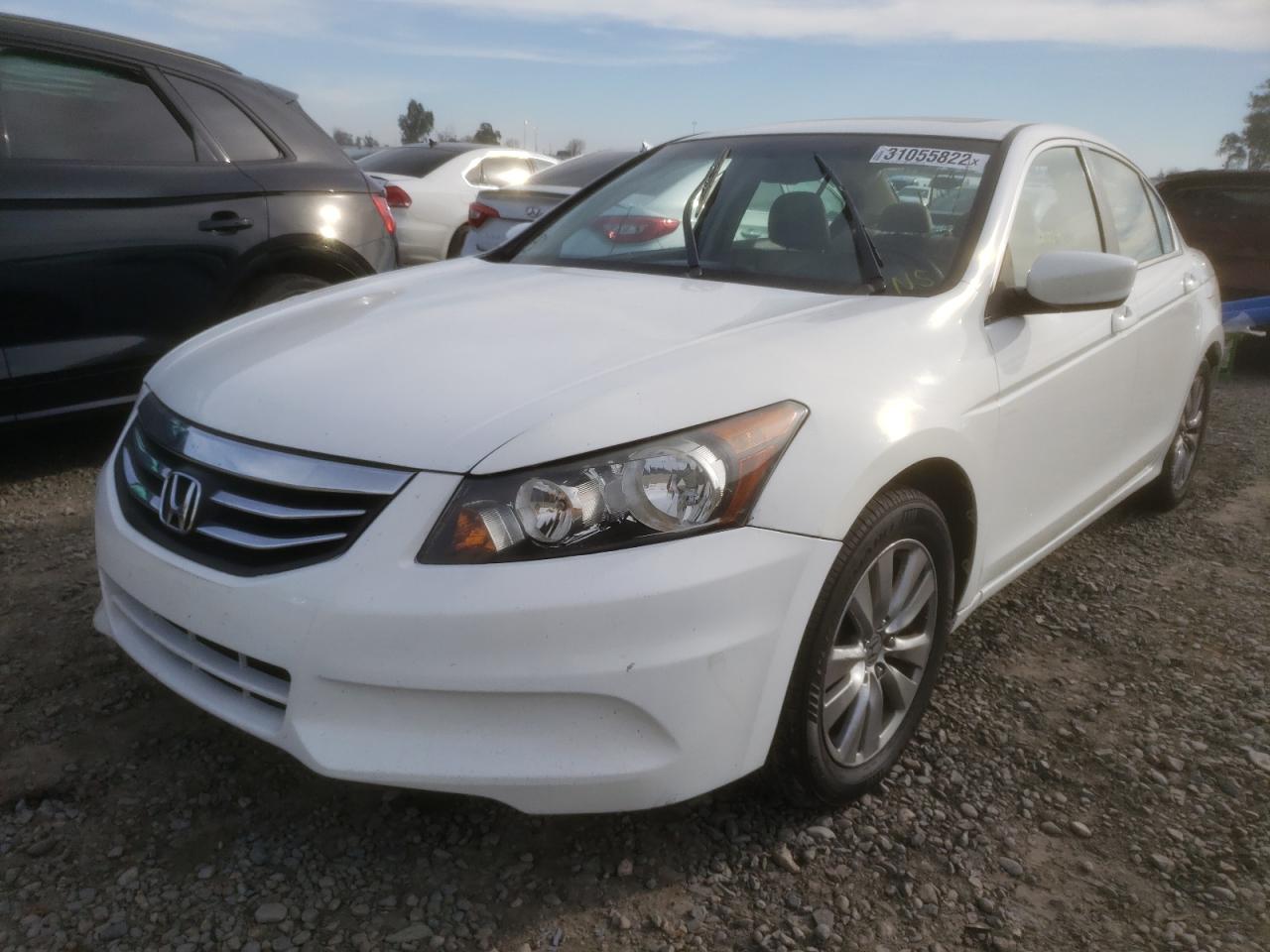 Photo 2 from auction – 2011 HONDA ACCORD EXL with VIN 1HGCP2F85BA000088
