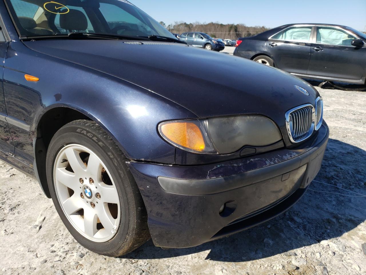 Photo 9 from auction – 2004 BMW 3 SERIES with VIN WBAEU33445PF63206