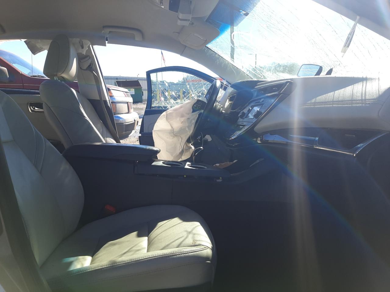 Photo 5 from auction – 2014 TOYOTA AVALON BAS with VIN 4T1BK1EB0EU108620