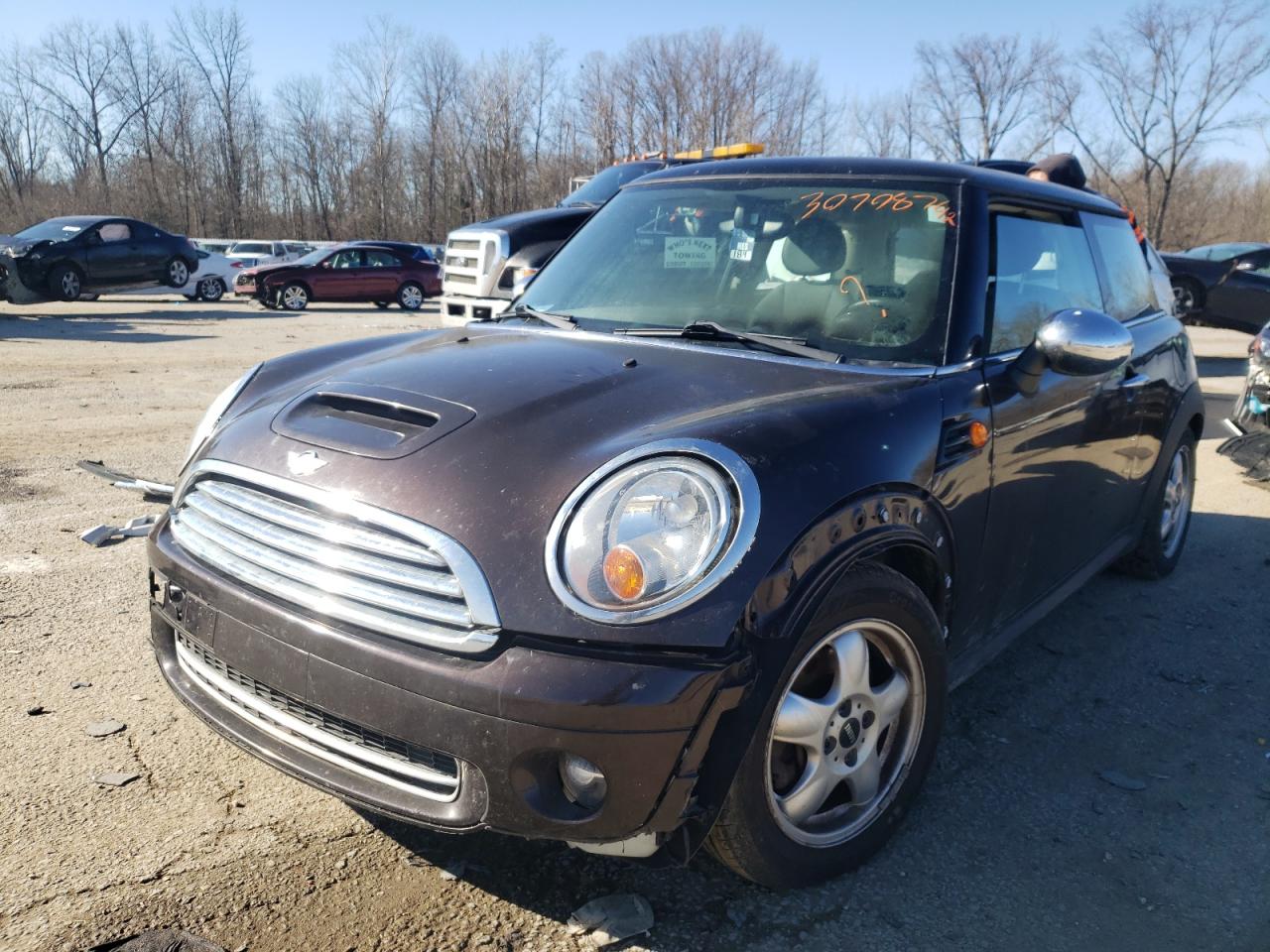 Photo 2 from auction – 2011 MINI COOPER with VIN WMWSU3C52BT091941