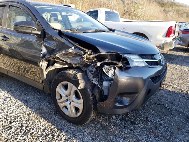 Photo 9 from auction – 2015 TOYOTA RAV4 LE with VIN JTMBFREV7FD135462