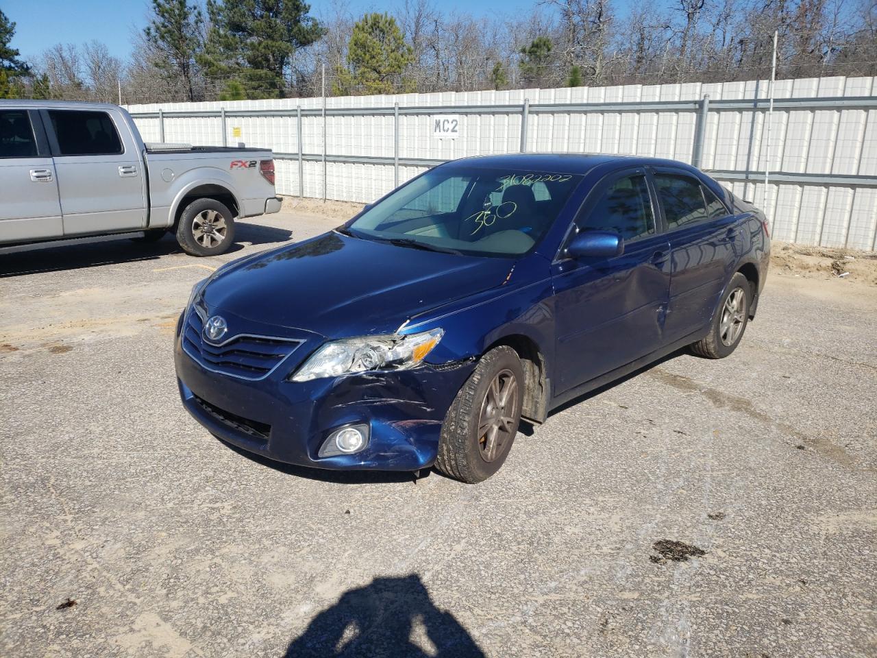 Photo 2 from auction – 2011 TOYOTA CAMRY BASE with VIN 4T1BF3EK1BU682672