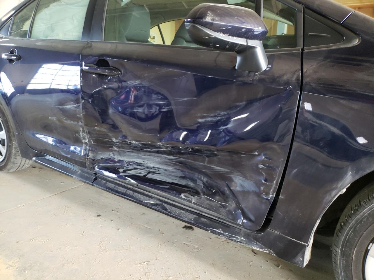 Photo 9 from auction – 2021 TOYOTA COROLLA LE with VIN JTDEPMAE9MJ179545