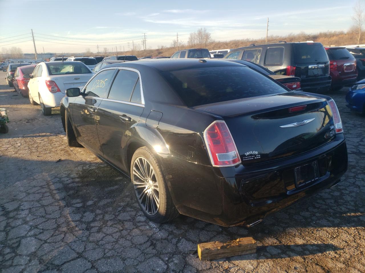 Photo 3 from auction – 2013 CHRYSLER 300 S with VIN 2C3CCABT5DH513624