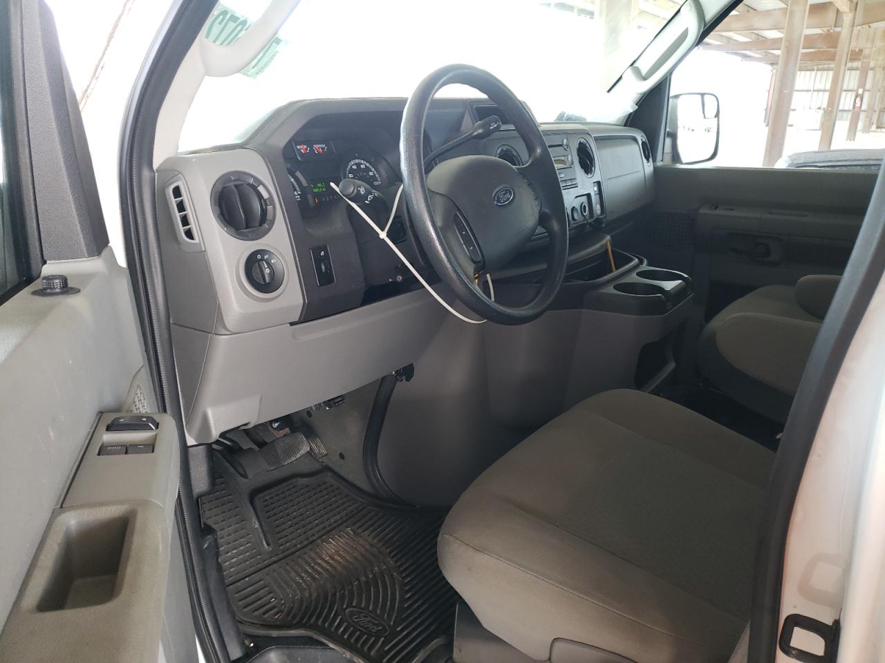 Photo 9 from auction – 2013 FORD ECONOLINE with VIN 1FBSS3BL1DDA04623
