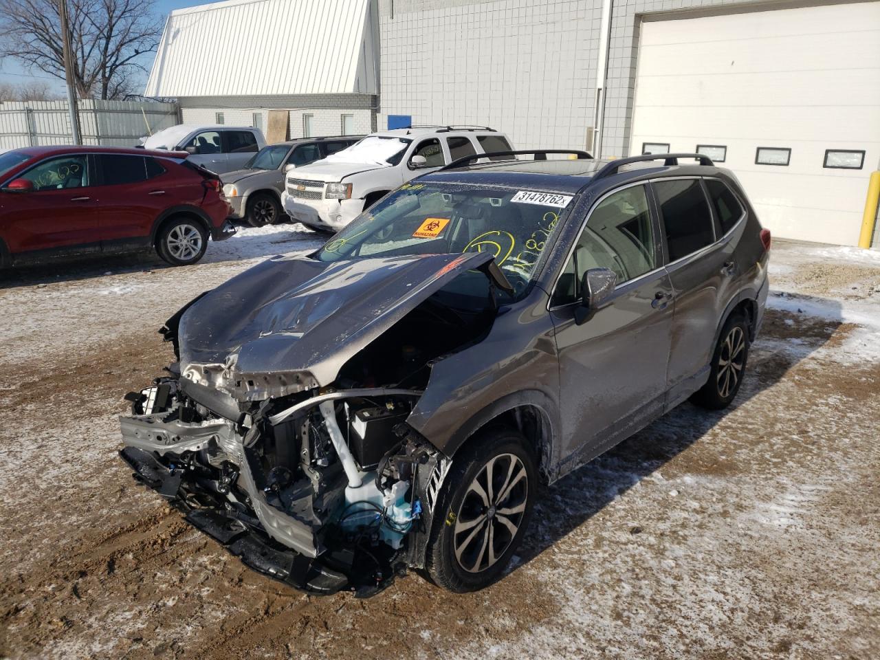 Photo 2 from auction – 2020 SUBARU FORESTER L with VIN JF2SKAUC7LH603371