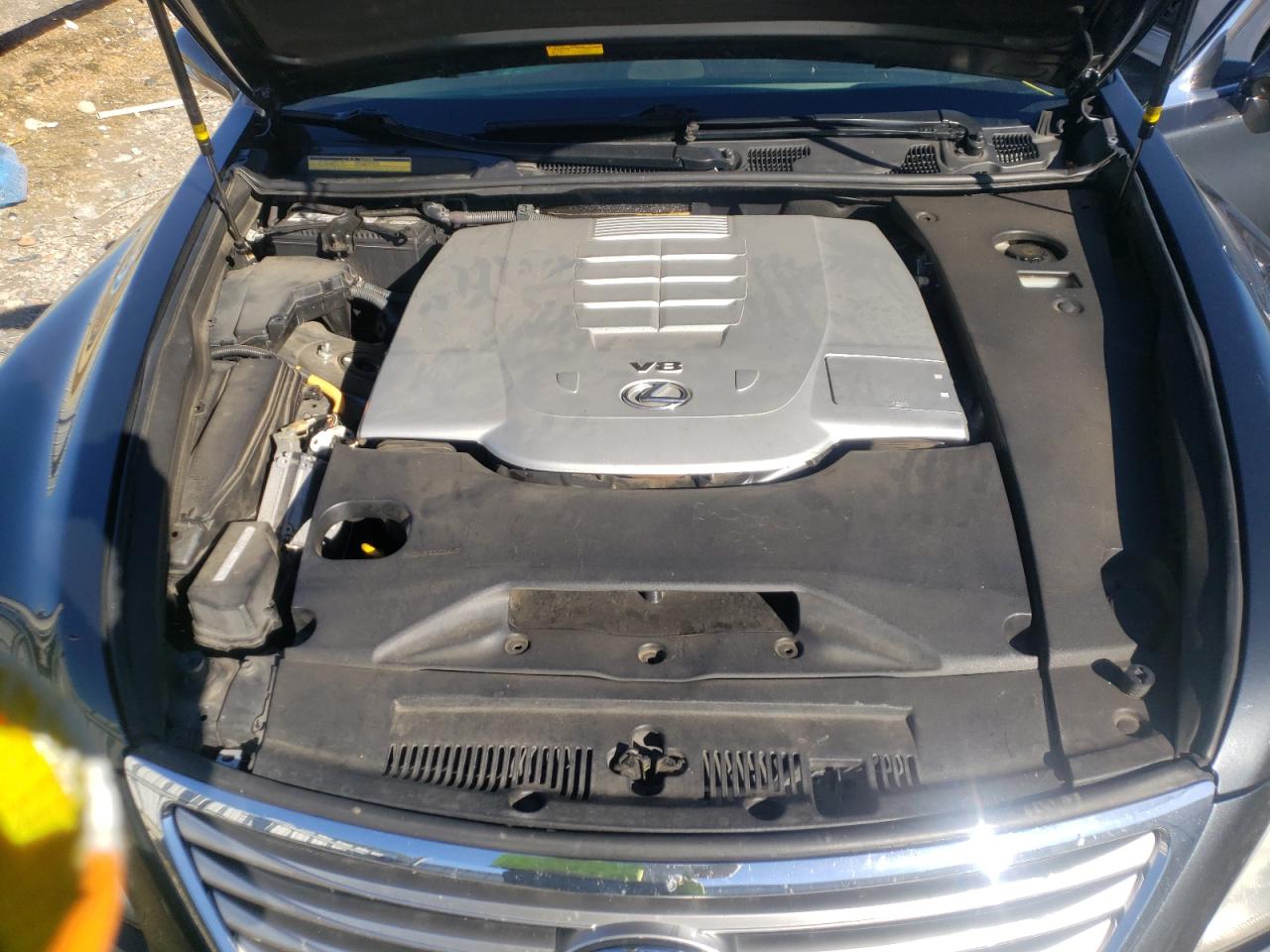 Photo 7 from auction – 2011 LEXUS LS 460 with VIN JTHBL5EF6B5106192