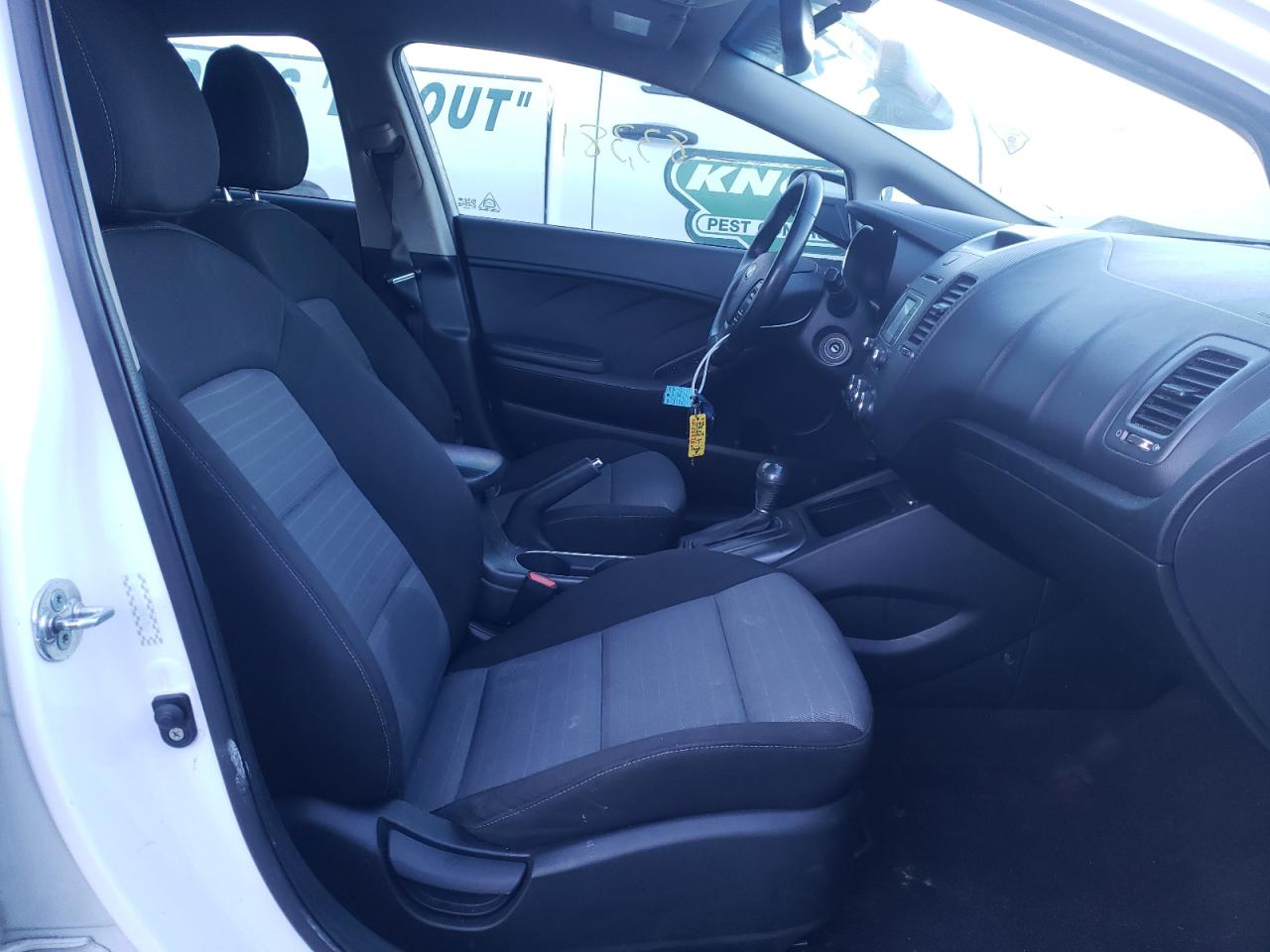 Photo 5 from auction – 2015 KIA FORTE EX with VIN KNAFX4A81F5316792
