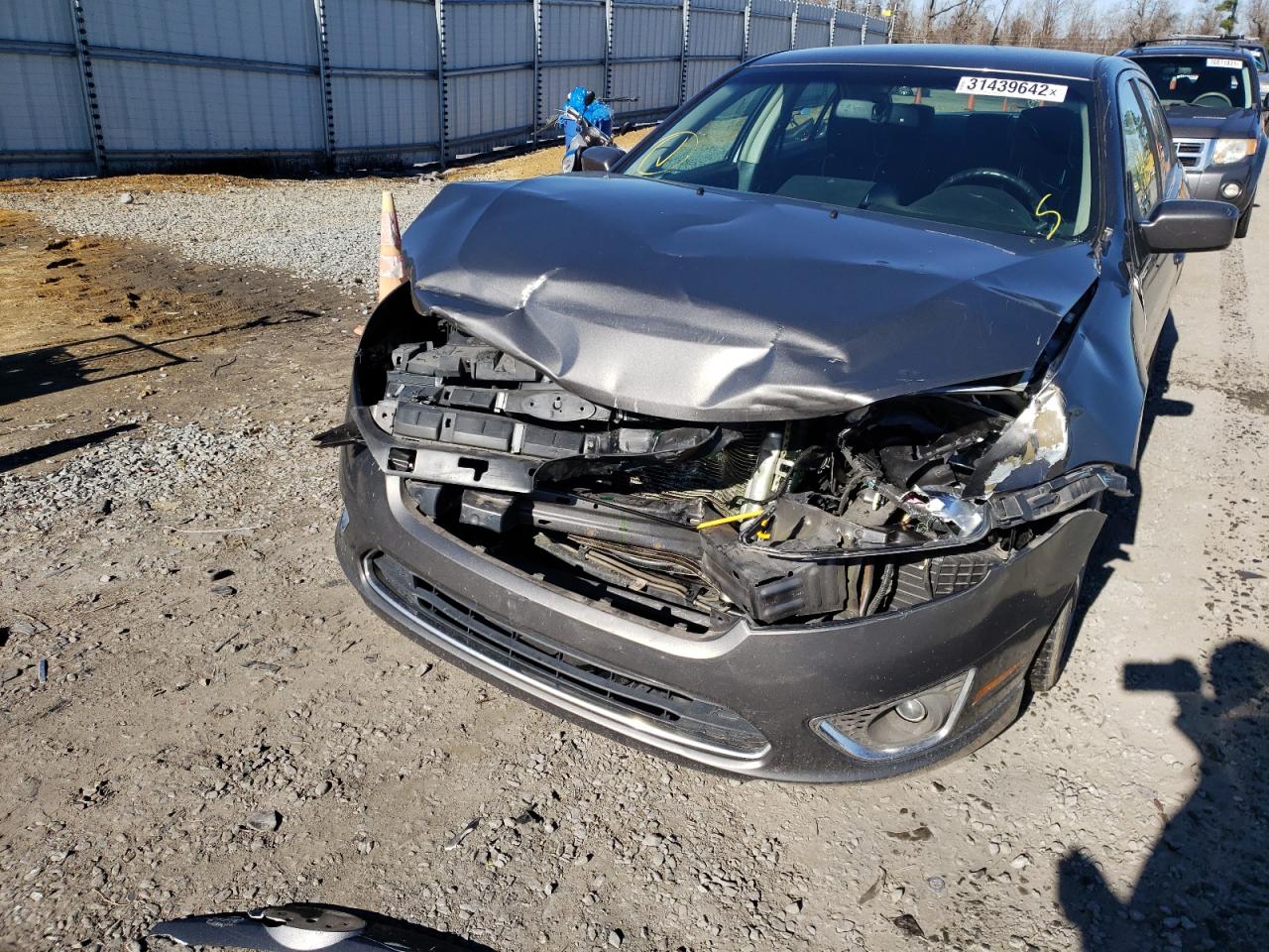 Photo 9 from auction – 2010 FORD FUSION SE with VIN 3FAHP0HA2AR304496