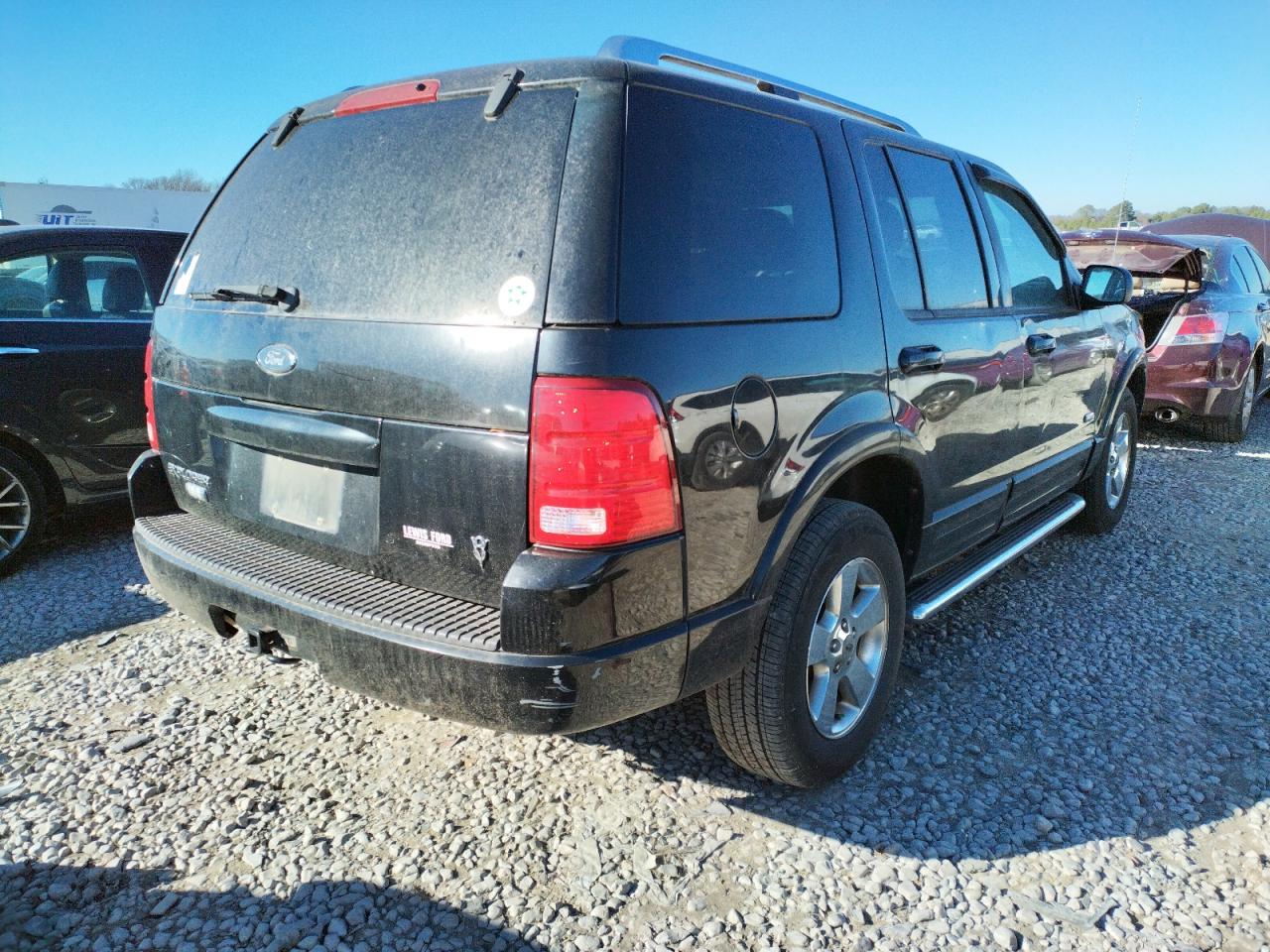 Photo 4 from auction – 2003 FORD EXPLORER with VIN 1FMZU65W93UB76615